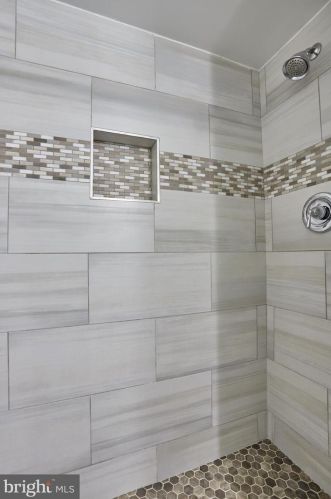 1007 Venice Dr, Silver Spring MD 20904-2065 exterior