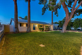 2124 Whitton Ave, Phoenix, AZ 85015-5750