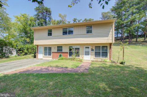 5721 Larpin Ln, Alexandria, VA 22310-1248