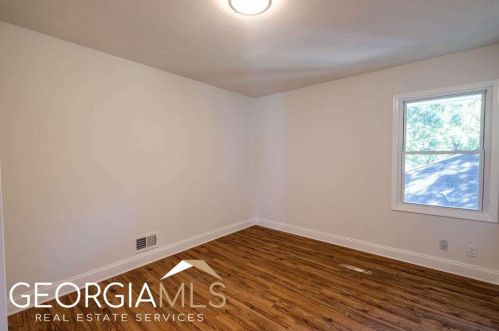 2772 Dearwood Dr, Atlanta GA 30315-8913 exterior