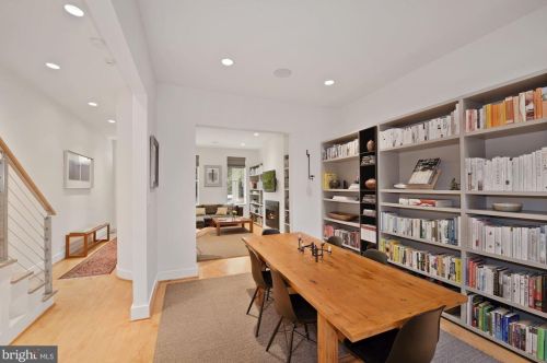 1221 T St, Washington DC 20009-7535 exterior