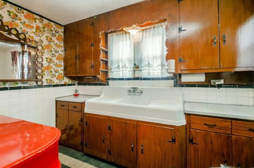 9324 Niles Pl, Saint Louis MO 63123-4539 exterior