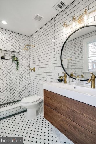 1727 16th St, Washington DC  20020-5661 exterior