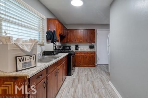 872 Harwell Rd, Atlanta GA  30318-5828 exterior