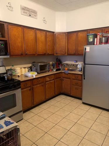 7321 Champlain Ave, Chicago IL 60619-1828 exterior