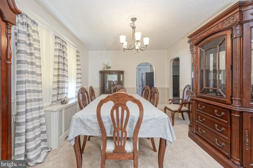 111 Oakland Ave, Camden NJ 08107-1212 exterior