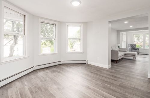 72 Whipple St, Worcester MA  01607-1363 exterior