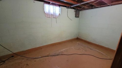 1102 25 St, Menominee MI 49858-2208 exterior