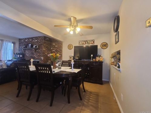 28 Silo Ln, Middletown NY 10940-2603 exterior