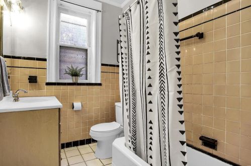 5206 Idaho Ave, Saint Louis MO 63111-1653 exterior