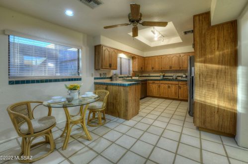 835 Placita Del Mirador, Tucson AZ 85718-1973 exterior