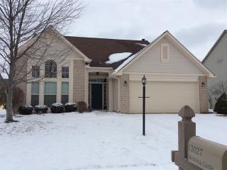 13027 Messina Cir, Fishers IN  46038-8868 exterior