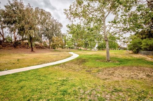 2624 Monterey Pl, Fullerton CA 92833-2084 exterior