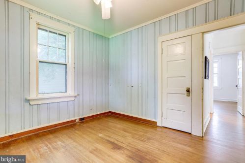 1801 Commonwealth Ave, Alexandria VA 22301-1403 exterior