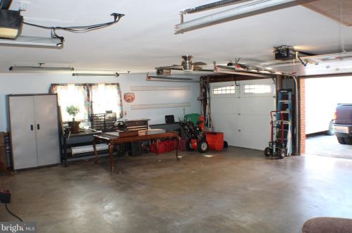 1037 Bollinger Rd, Littlestown PA 17340-9602 exterior