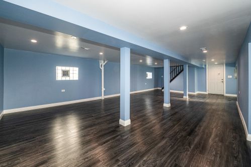 245 18 Ave, Broadview IL 60155-3932 exterior