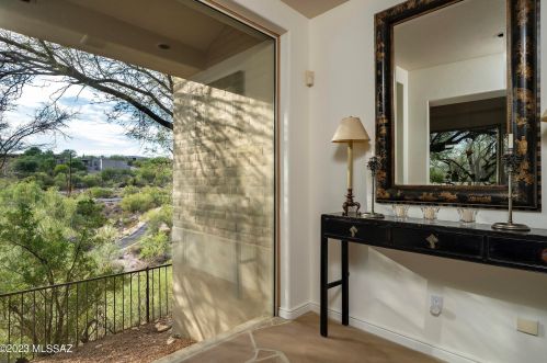 5300 Hacienda Del Sol Rd, Tucson AZ 85718-6054 exterior