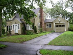 116 Roundwood Rd, Newton, MA 02464-1260