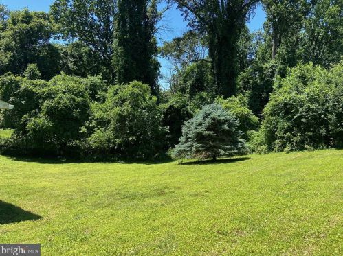 2104 Durham Rd, Fallston MD 21047-1048 exterior