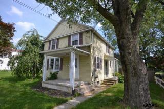 106 Maple Ave, Hanover PA  17331-4626 exterior