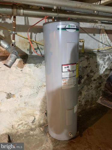 733 Wilson St, Chester PA 19013-2129 exterior