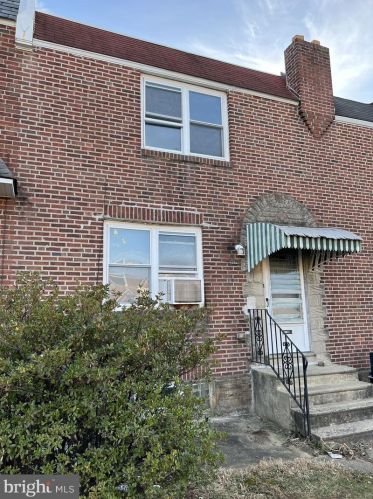 2944 Longshore Ave, Philadelphia, PA 19149-1903