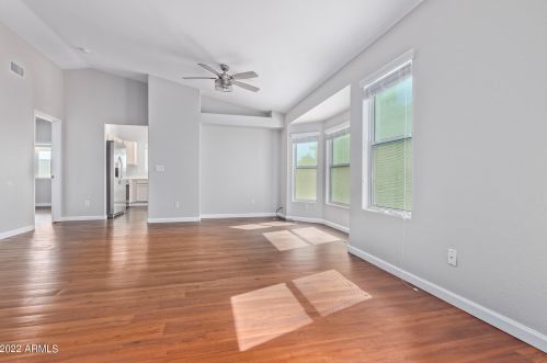 21217 30 Ave, Phoenix AZ 85051-7597 exterior