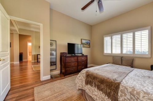 700 Diamond Glen Cir, Folsom CA 95630-3157 exterior