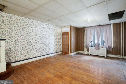 1641 17 St, Philadelphia PA 19132-3928 exterior