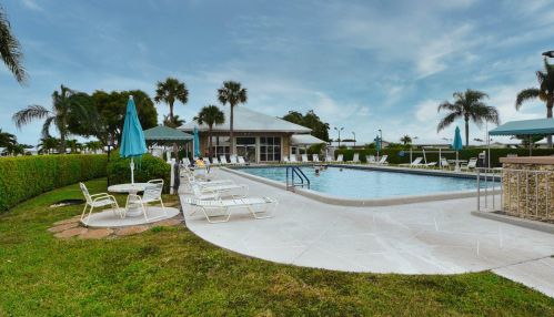 716 18 St, Boynton Beach FL 33426-5450 exterior