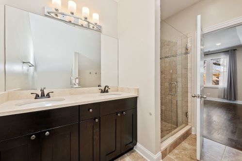 4320 Bernard St, Chicago IL  60618-1110 exterior