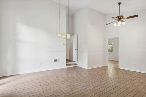 3081 Carmel Dr, Atlanta GA 30344-6506 exterior