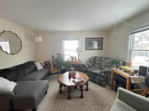 2037 Helena St, Madison WI 53704-5519 exterior