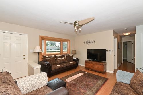 3301 77 St, Milwaukee WI 53219-1854 exterior