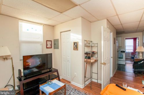 7316 Frankford Ave, Philadelphia PA 19135-3405 exterior