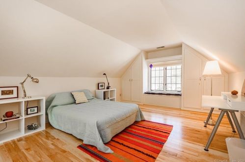 4 Ashford Ct, Farmington CT 06032-1531 exterior