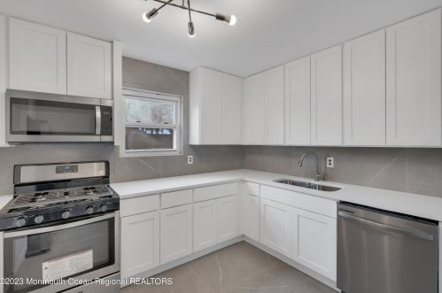 41 Beam Ave, Jackson Twp NJ  08527-2506 exterior