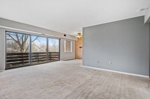 1003 Sanlin Dr, Moon Twp PA  15108-2825 exterior