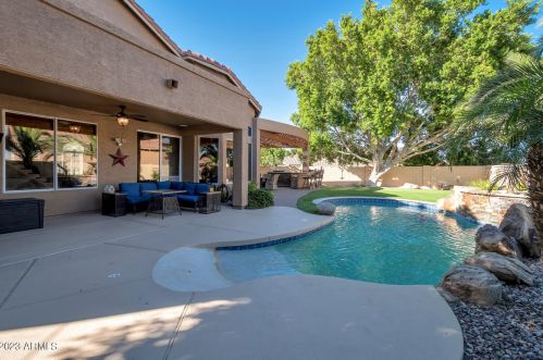 16003 9th Pl, Phoenix AZ  85022-3107 exterior