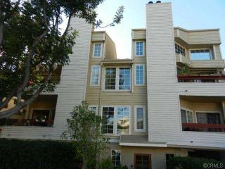 11831 Courtleigh Dr, Los Angeles CA  90066-6355 exterior