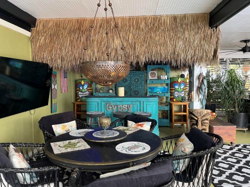 4552 Bayside Dr, Milton FL 32583-8436 exterior