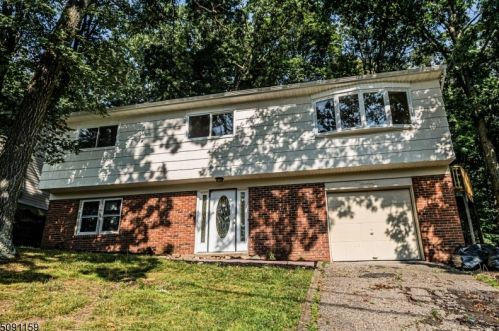 101 Pocono Trl, Hopatcong NJ  07843-1009 exterior