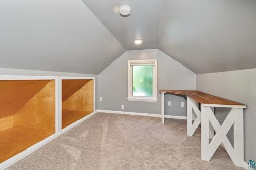 1114 Stanford Ave, Duluth MN 55811-4706 exterior