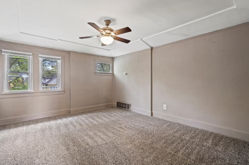 4506 37th St, Milwaukee WI  53209-5910 exterior