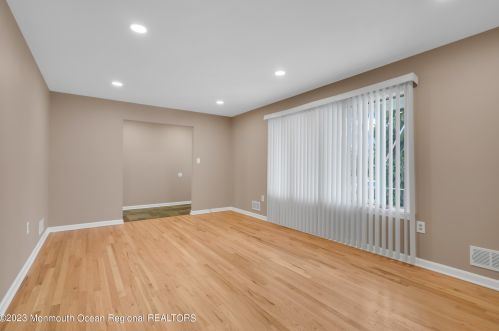 5 Alessio Ter, Trenton NJ  08620-9772 exterior