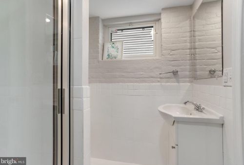 1719 Evarts St, Washington DC 20018-2117 exterior