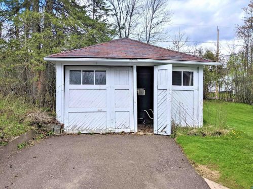 4431 Jay St, Duluth MN 55804-1549 exterior