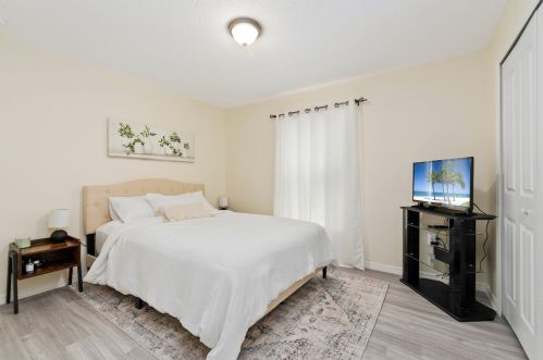 307 Camrose St, Fort Pierce FL  34983-1529 exterior