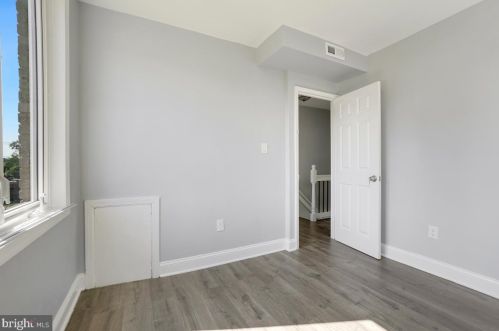 1572 41st St, Washington DC 20007-4939 exterior