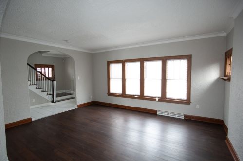 129 Raynor Ave, Joliet IL 60436-2029 exterior